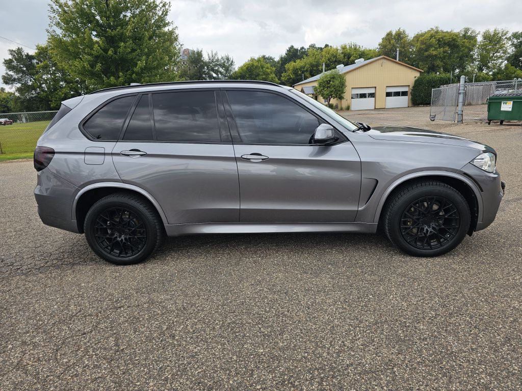 2017 BMW X5 Image 2