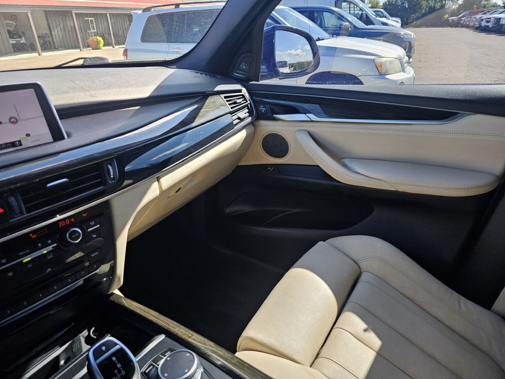 2017 BMW X5 Image 20