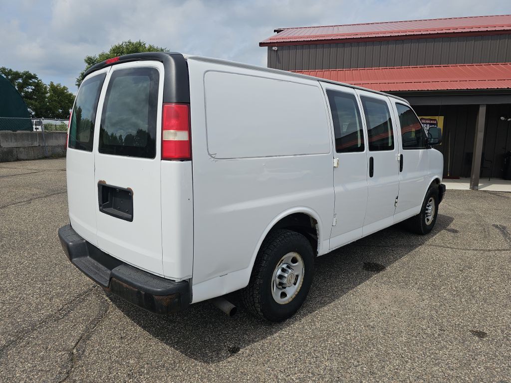 2013 Chevrolet Express Image 6