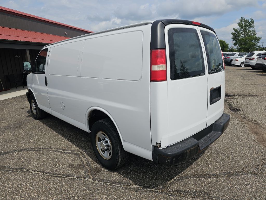 2013 Chevrolet Express Image 8