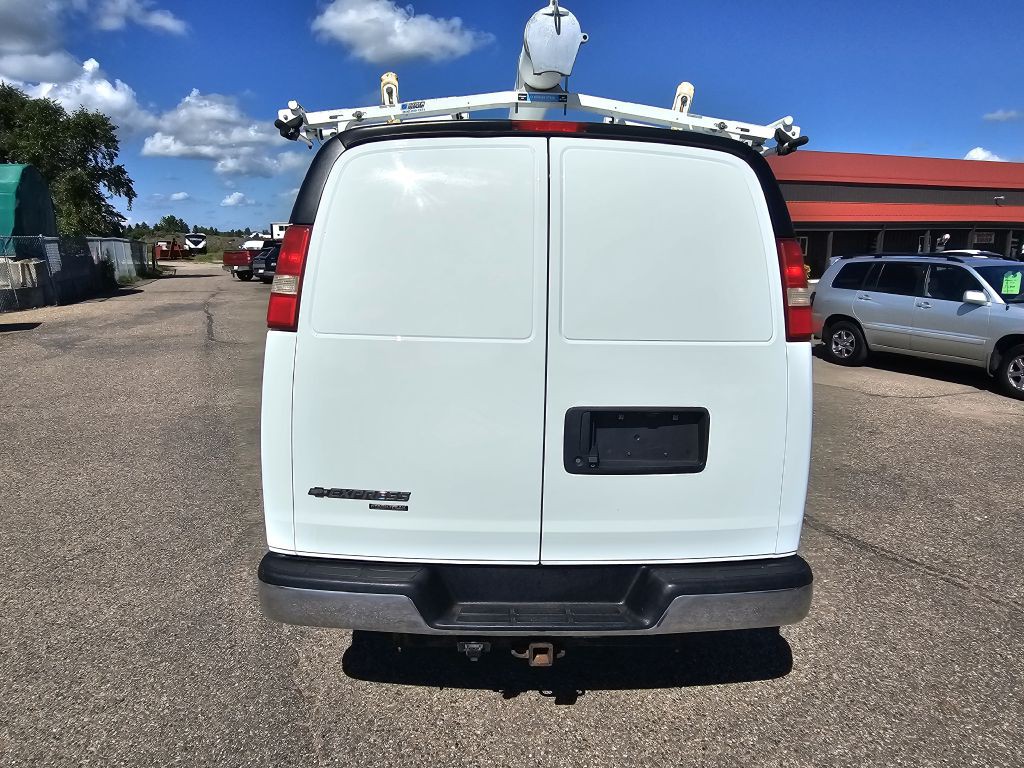 2014 Chevrolet Express Image 7