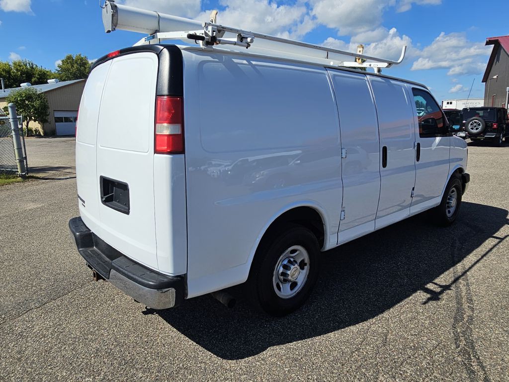 2014 Chevrolet Express Image 8