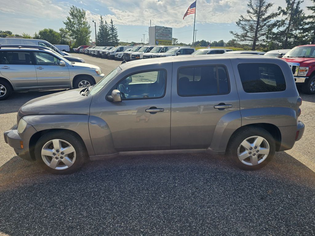 2011 Chevrolet HHR Image 2
