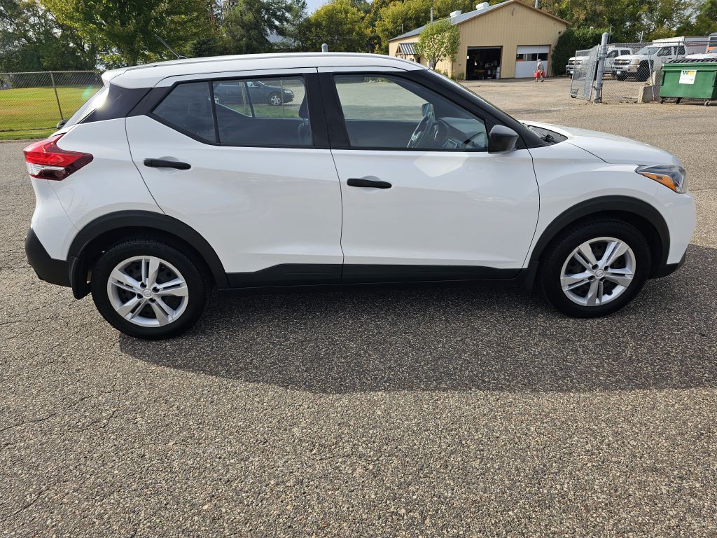 2020 Nissan Kicks Image 5