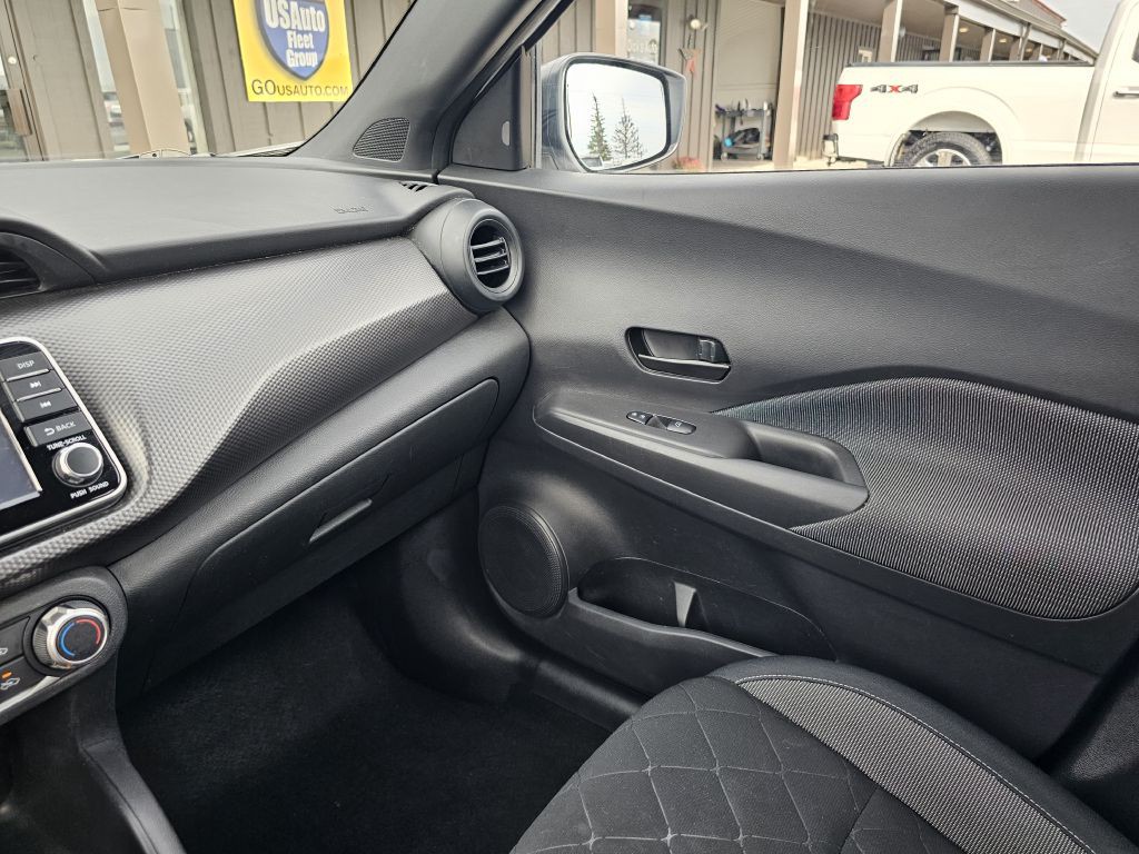 2020 Nissan Kicks Image 20