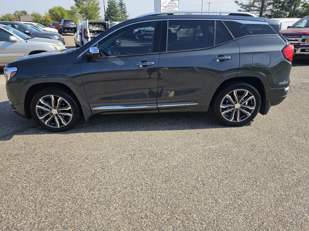 2019 GMC Terrain Image 2