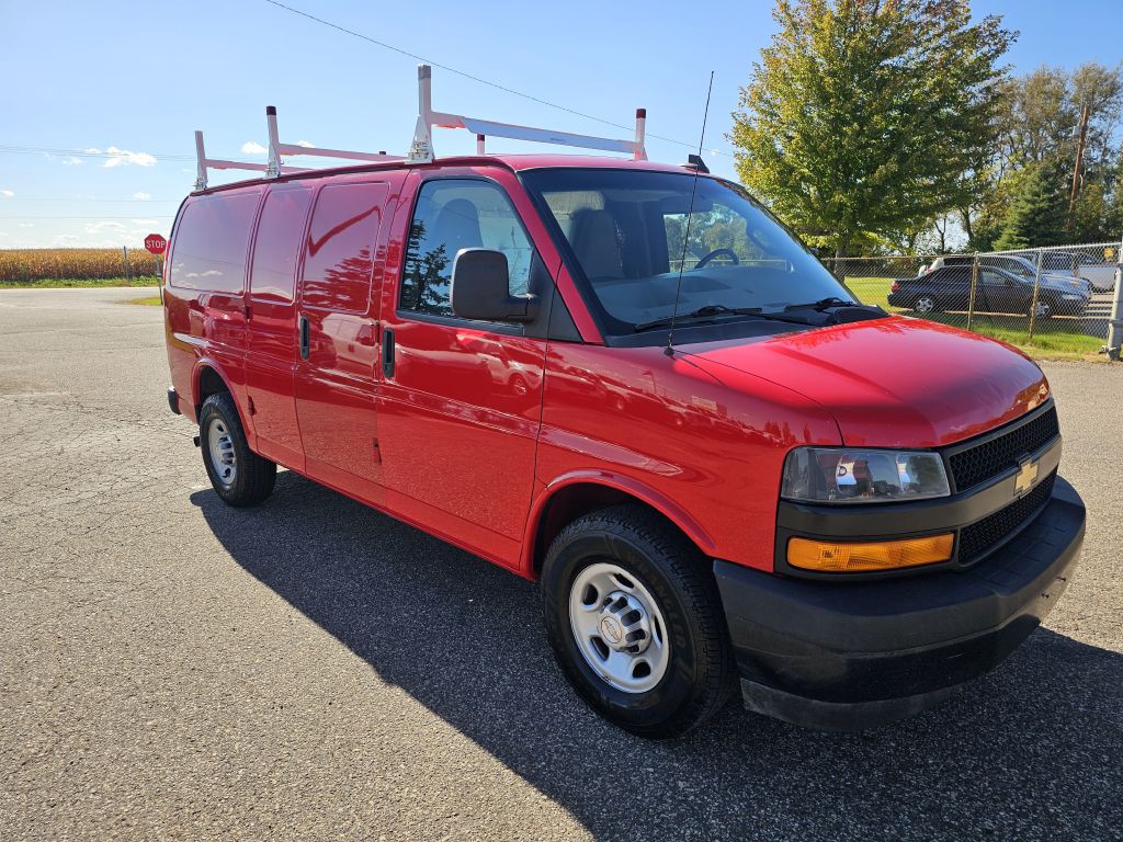 2018 Chevrolet Express Image 4