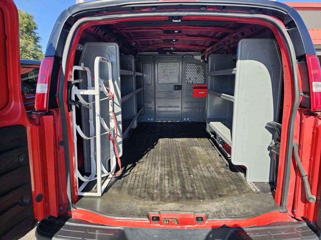 2018 Chevrolet Express Image 13