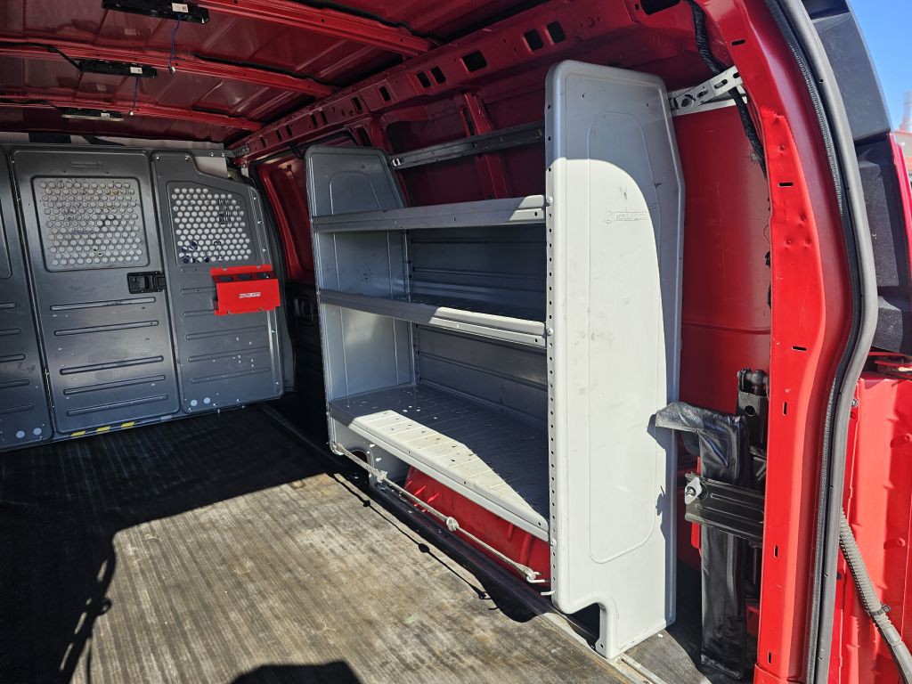 2018 Chevrolet Express Image 15