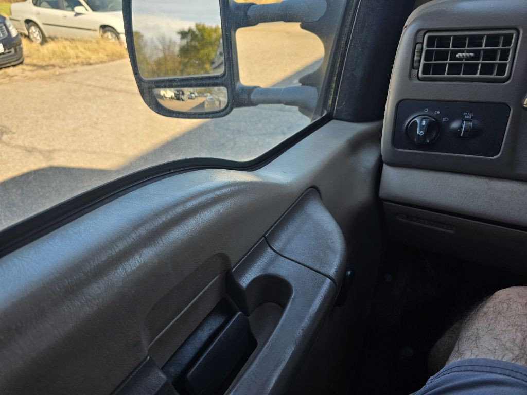 1999 Ford F-350 Image 15