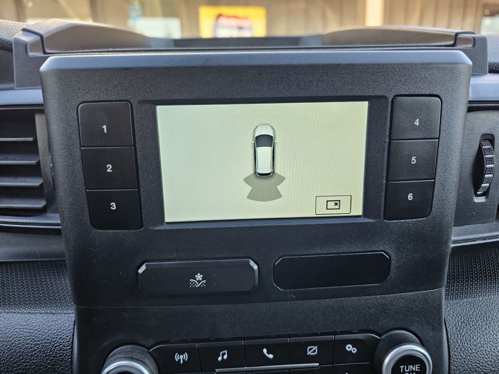 2021 Ford Explorer Image 13