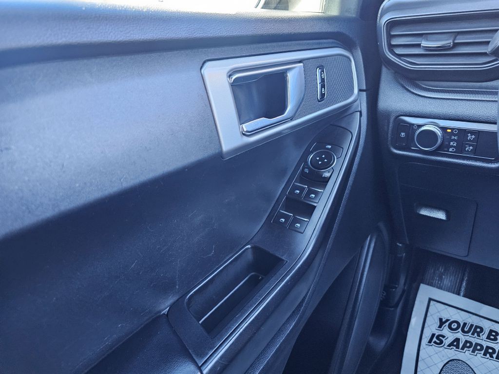2021 Ford Explorer Image 17