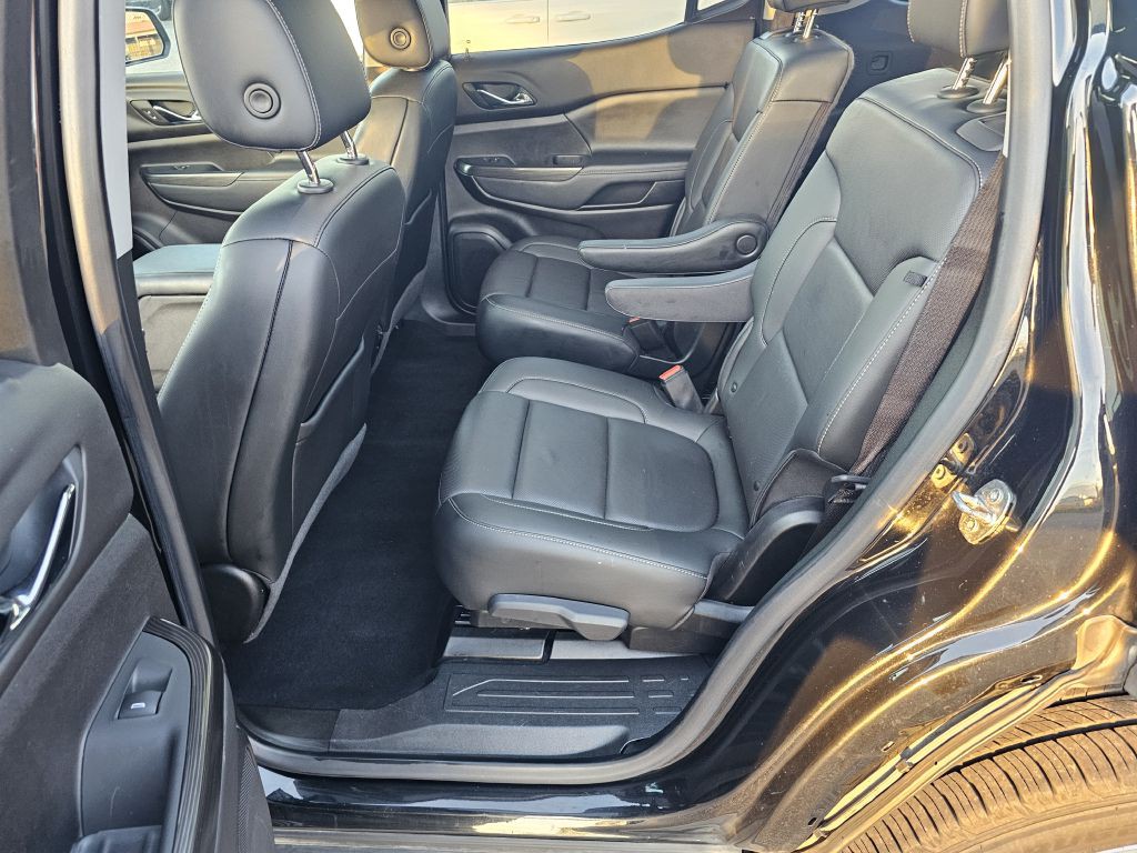 2021 GMC Acadia Image 11