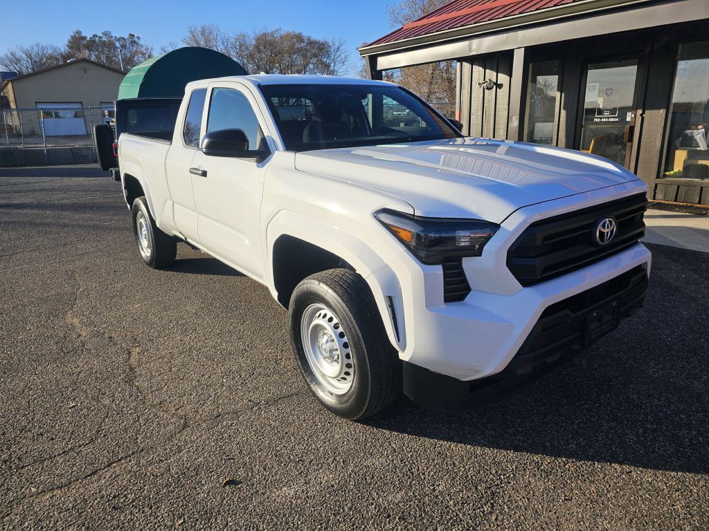 2024 Toyota Tacoma Image 1