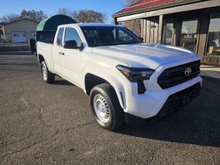 Image for 2024 Toyota Tacoma Sr Xtracab Lb Rwd ID: 6996260
