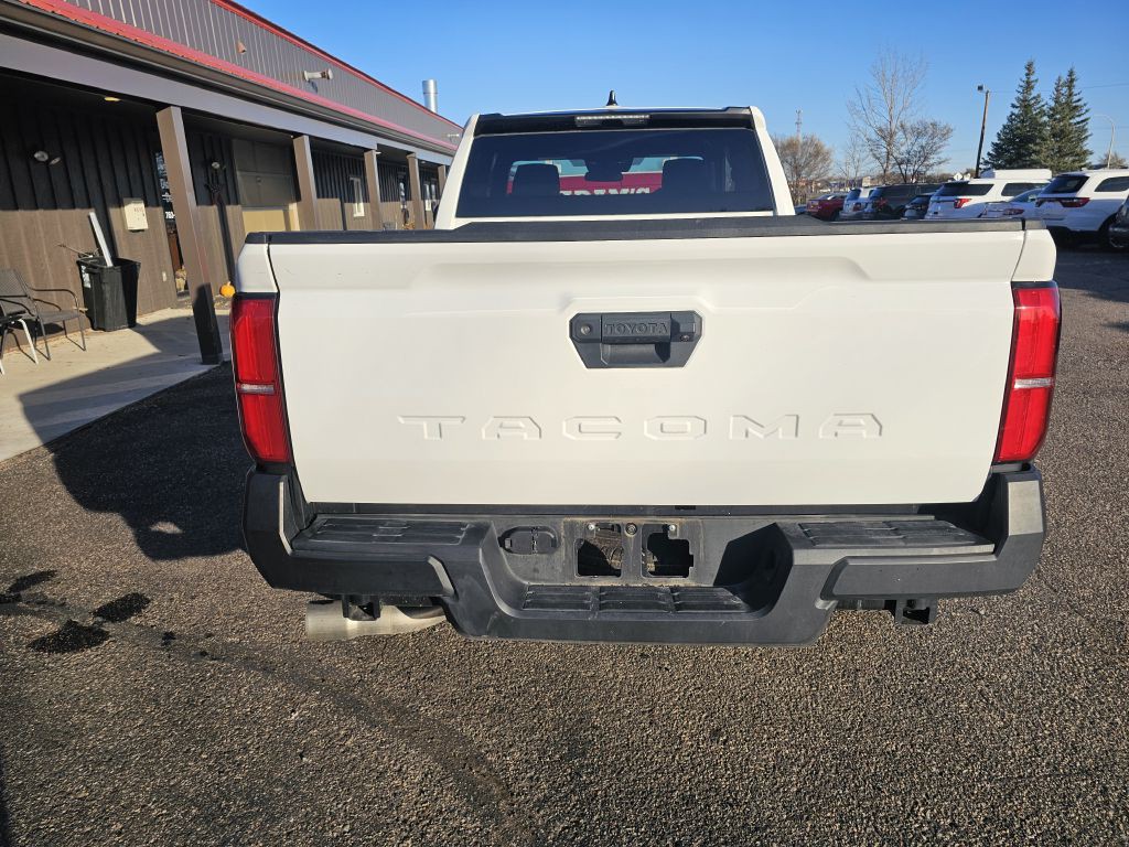 2024 Toyota Tacoma Image 7