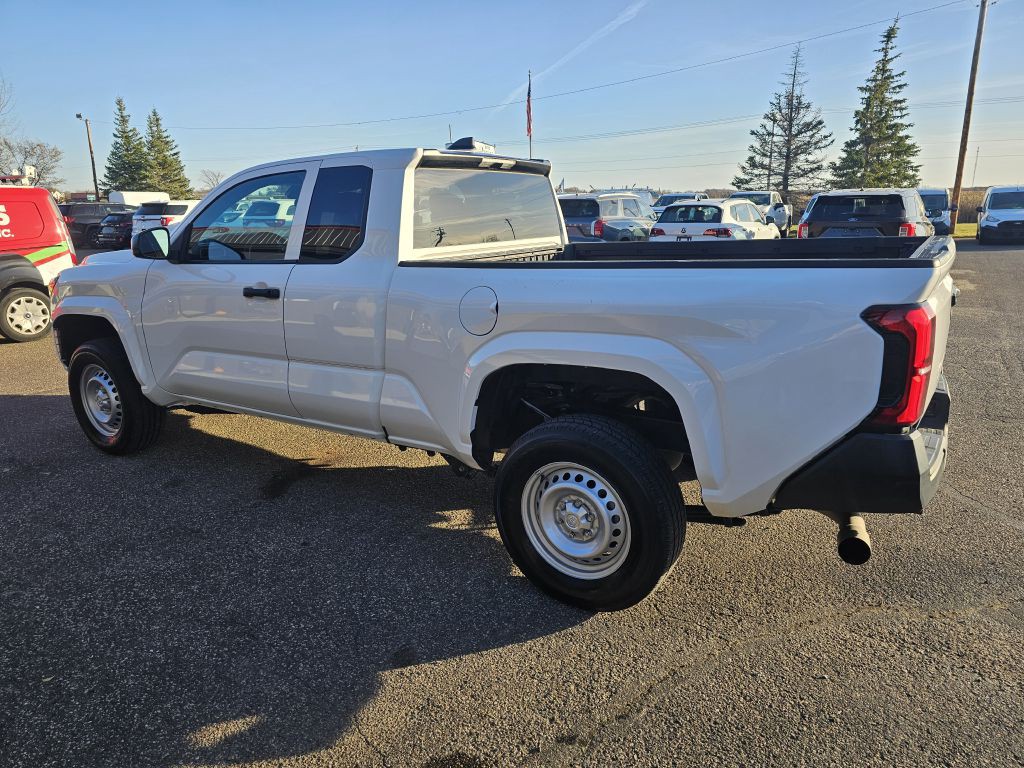 2024 Toyota Tacoma Image 8