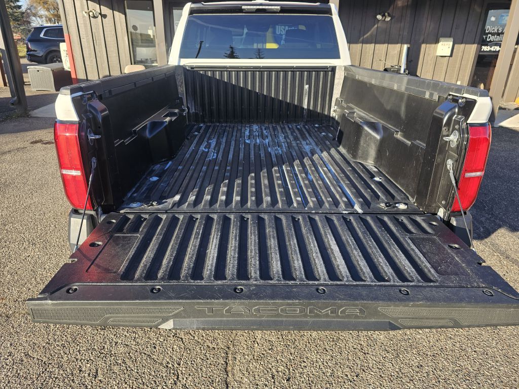 2024 Toyota Tacoma Image 9