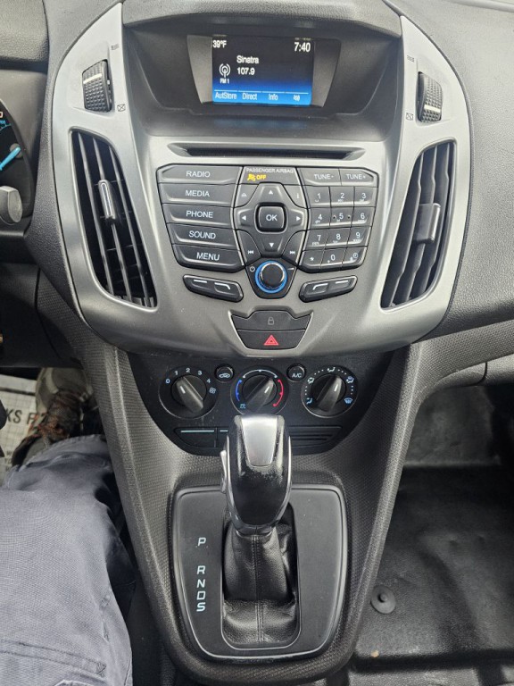 2018 Ford Transit Connect Image 17