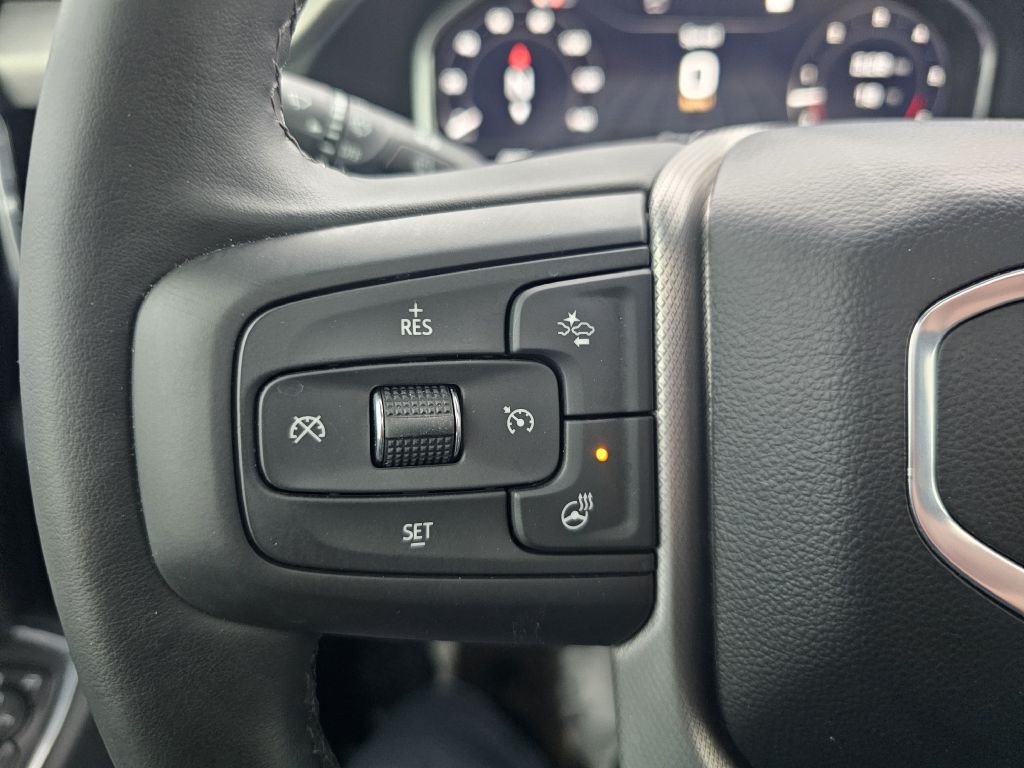 2025 GMC Sierra 3500 Image 17