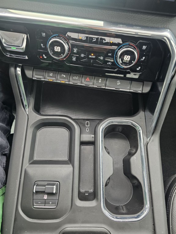 2025 GMC Sierra 3500 Image 20