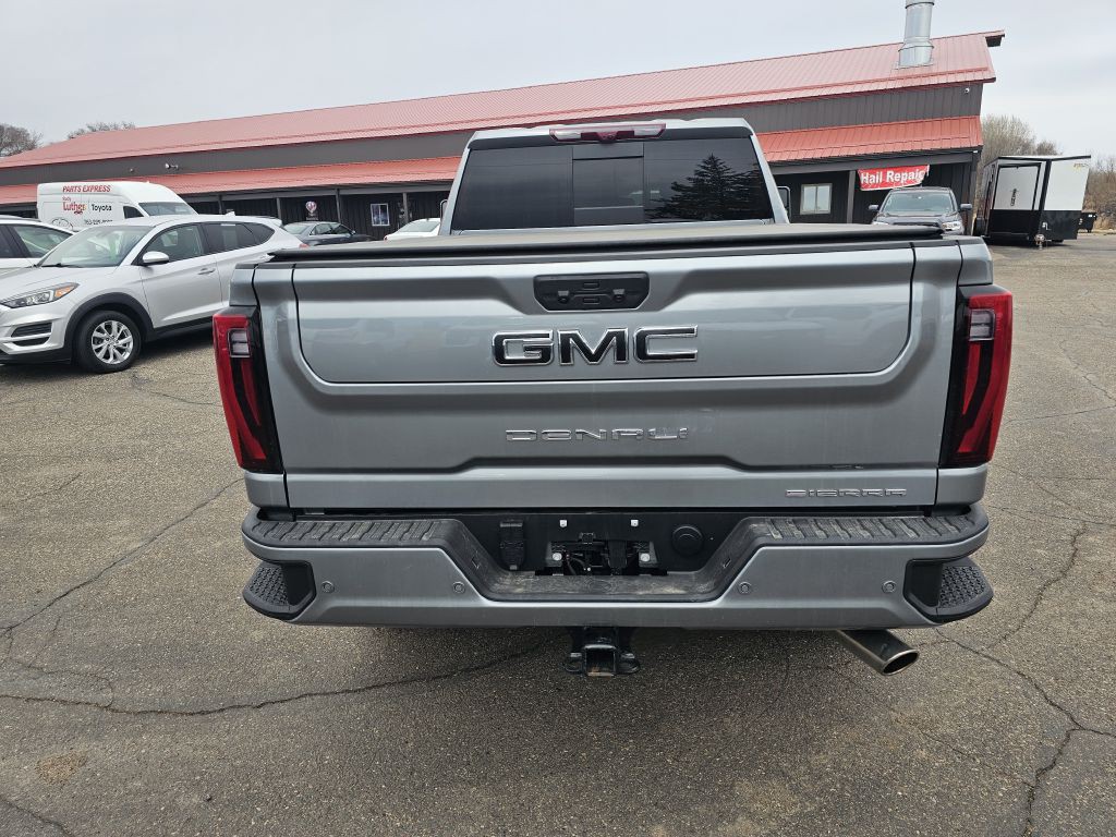 2025 GMC Sierra 3500 Image 7