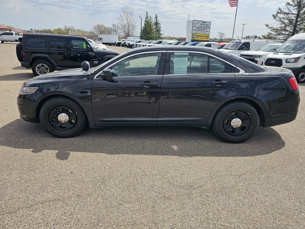 2019 Ford Taurus Image 2