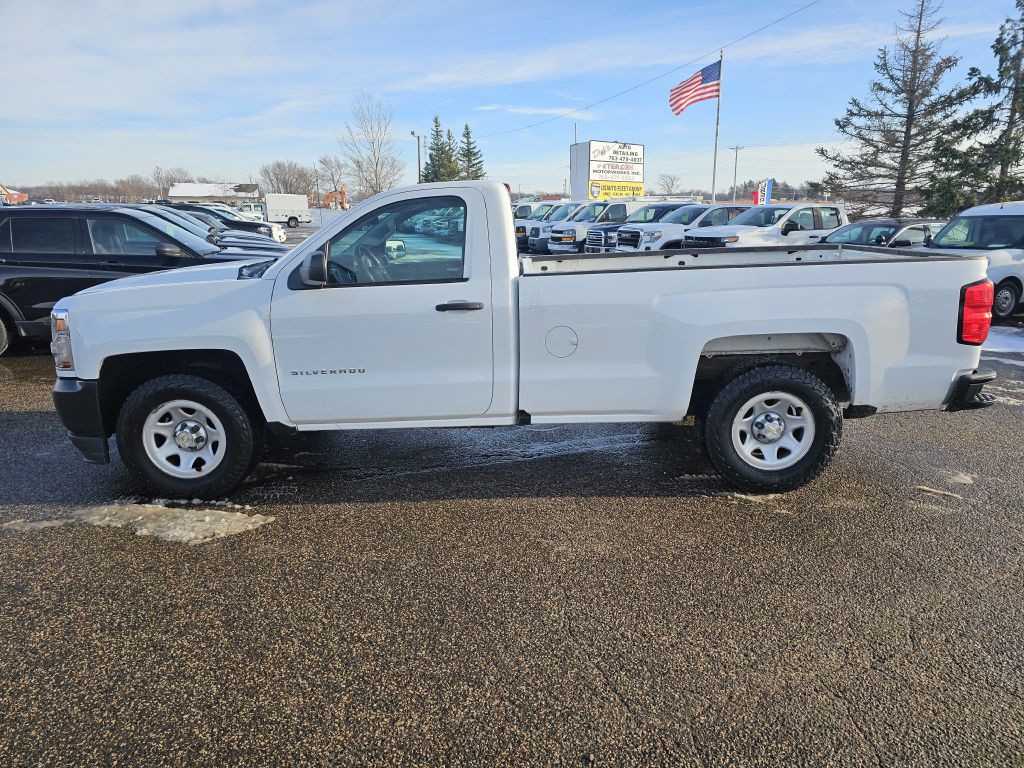 2017 Chevrolet Silverado 1500 Image 2