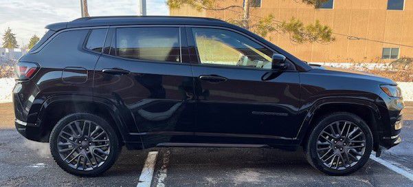 2022 Jeep Compass Image 2