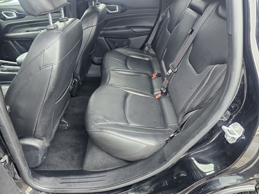 2022 Jeep Compass Image 10