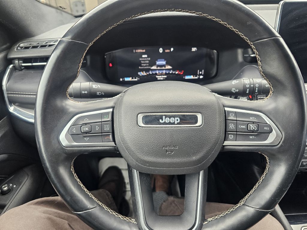 2022 Jeep Compass Image 16