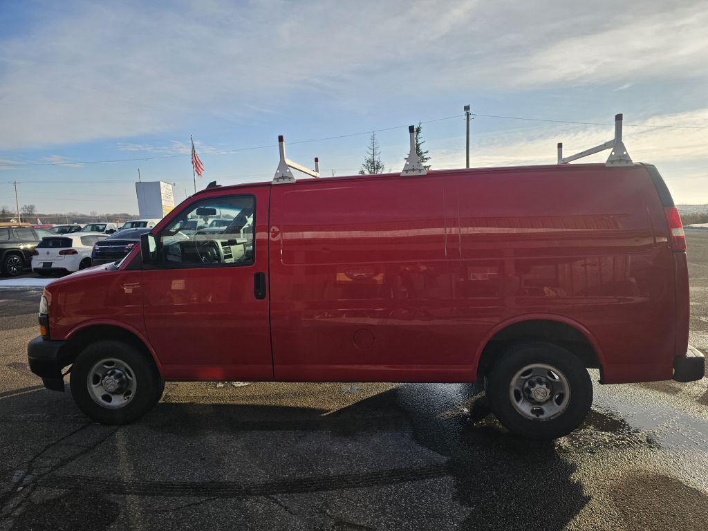 2018 Chevrolet Express Image 5