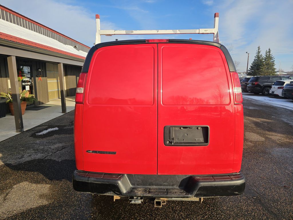 2018 Chevrolet Express Image 7