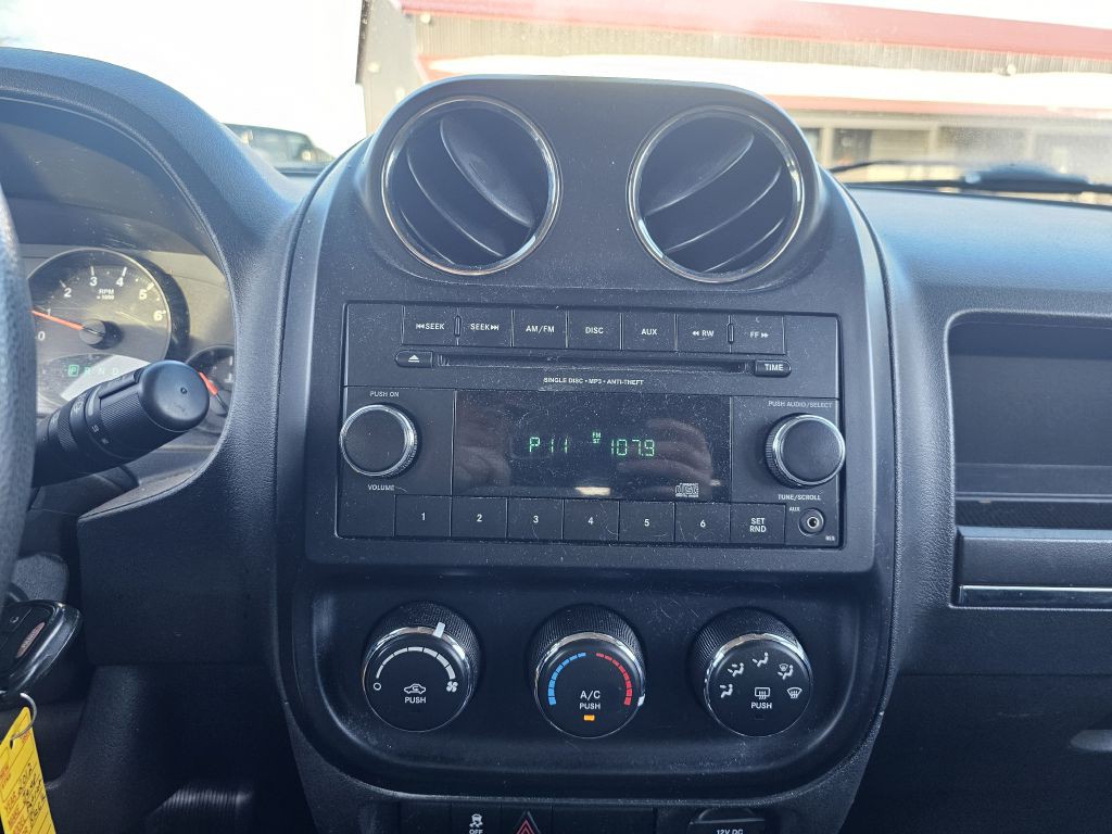 2012 Jeep Patriot Image 12