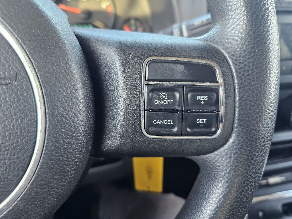 2012 Jeep Patriot Image 14