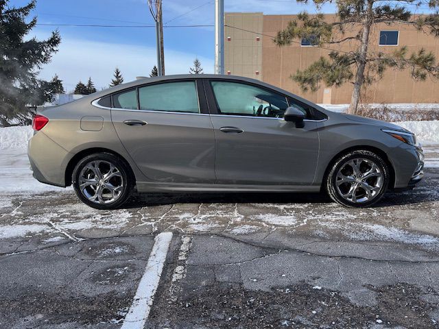 2018 Chevrolet Cruze Image 4