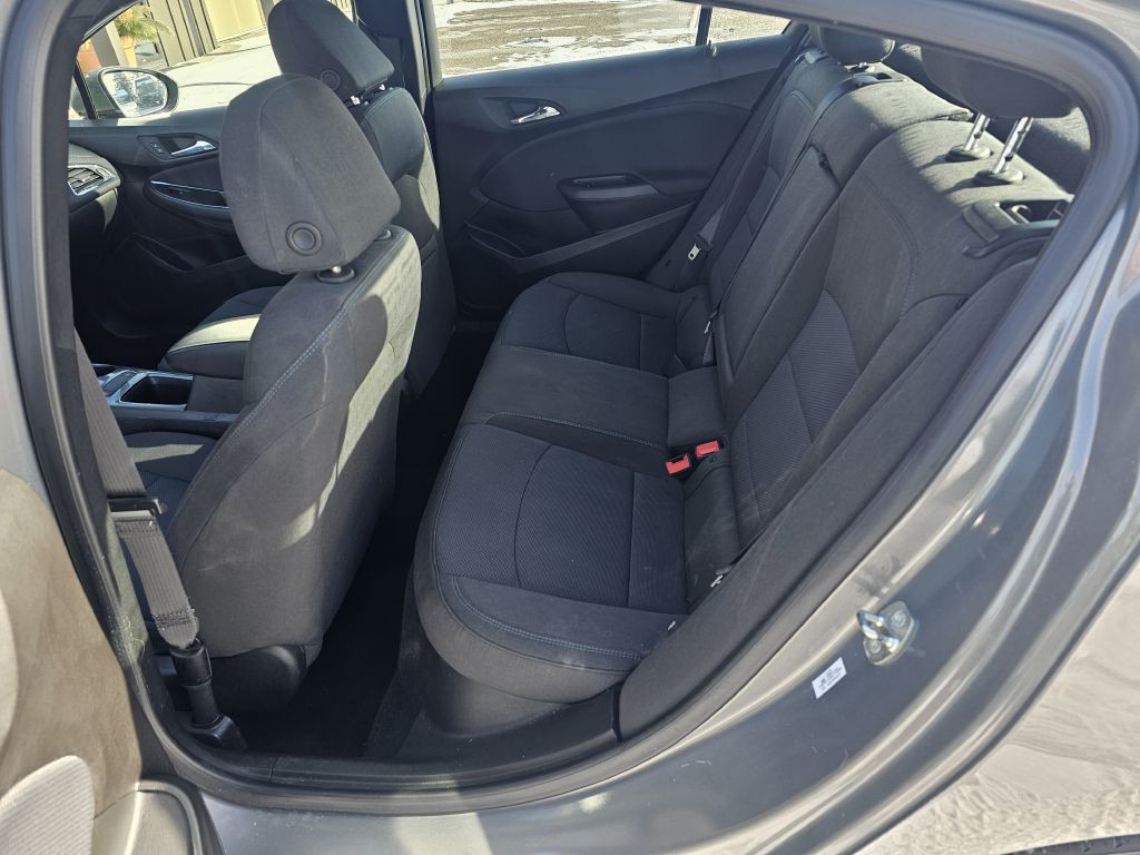 2018 Chevrolet Cruze Image 9