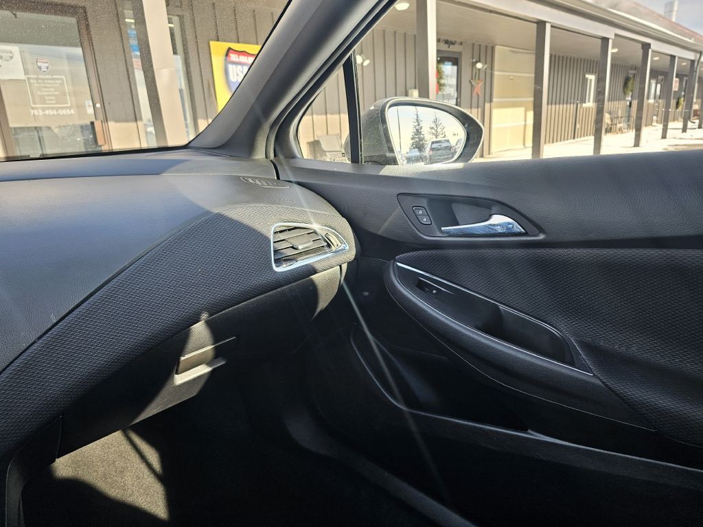 2018 Chevrolet Cruze Image 19