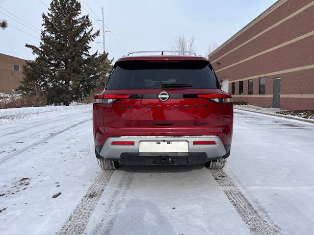 2023 Nissan Pathfinder Image 7