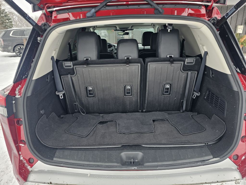 2023 Nissan Pathfinder Image 23