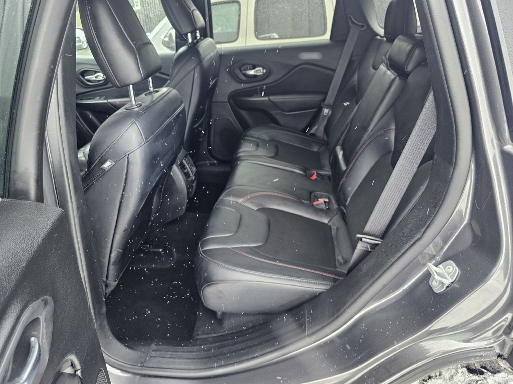 2022 Jeep Cherokee Image 10