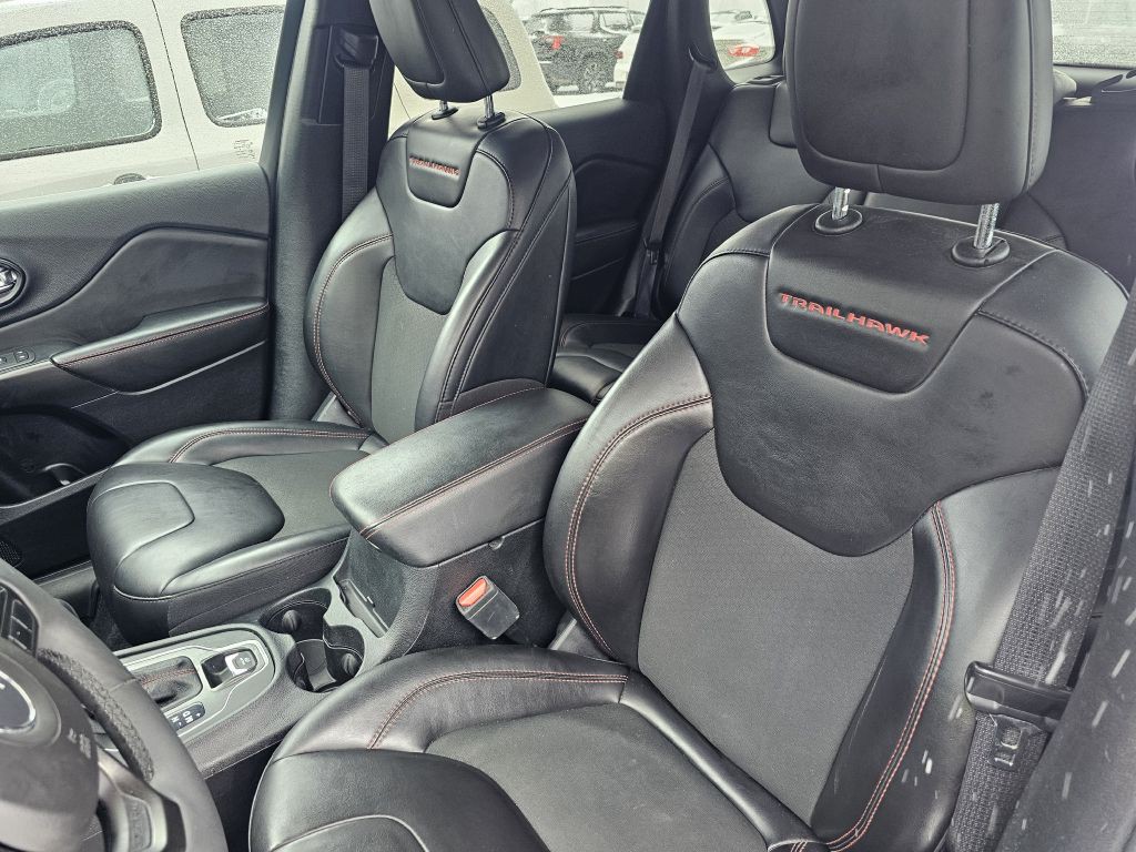 2022 Jeep Cherokee Image 11