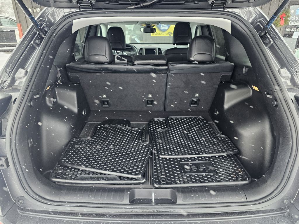 2022 Jeep Cherokee Image 21