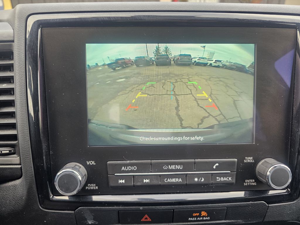 2022 Nissan Frontier Image 15