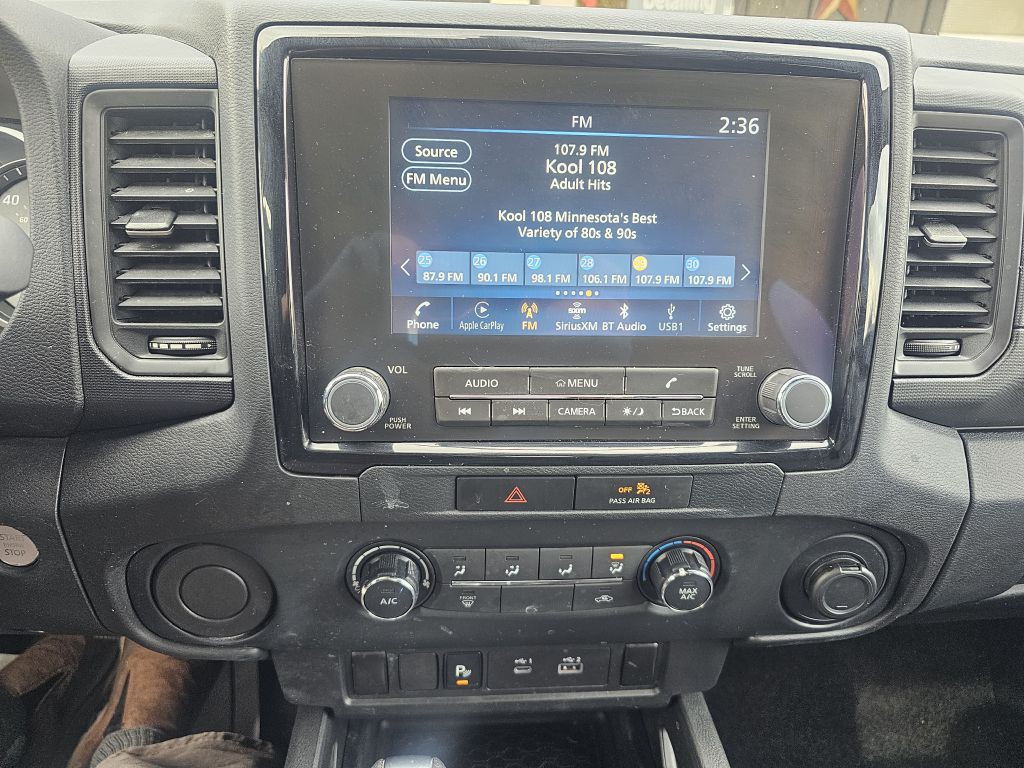 2022 Nissan Frontier Image 16