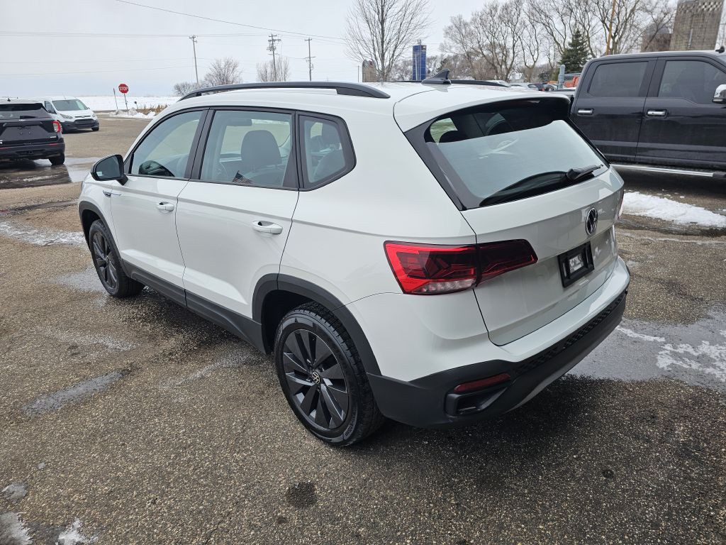 2022 Volkswagen Taos Image 8