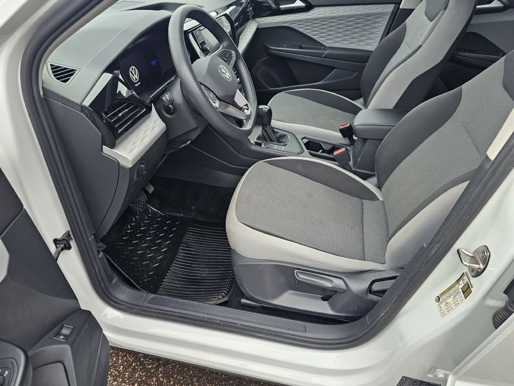 2022 Volkswagen Taos Image 9