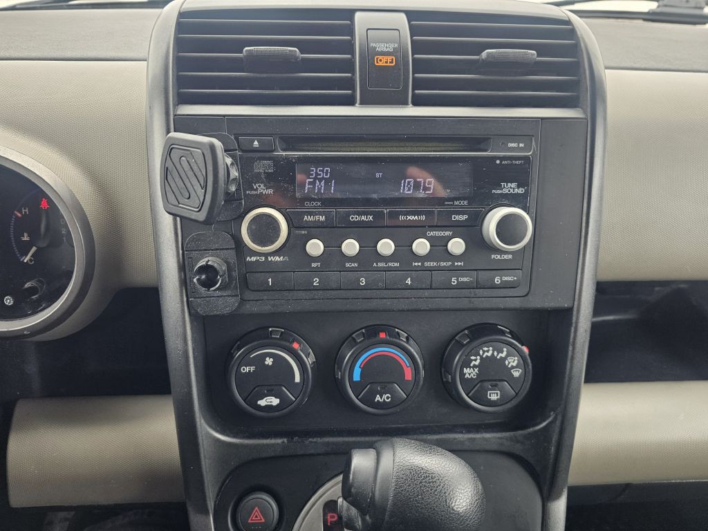 2011 Honda Element Image 16