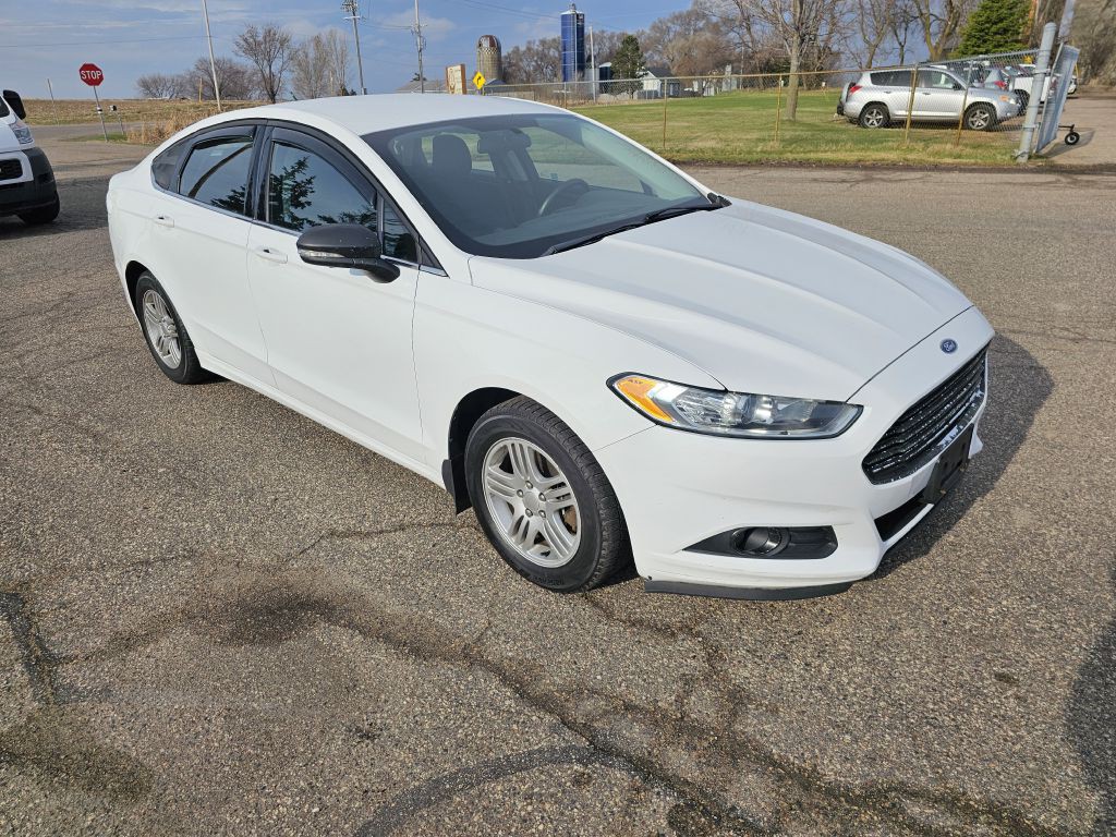 2016 Ford Fusion Image 4