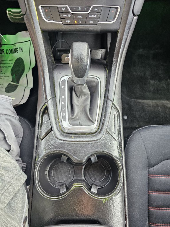 2016 Ford Fusion Image 15